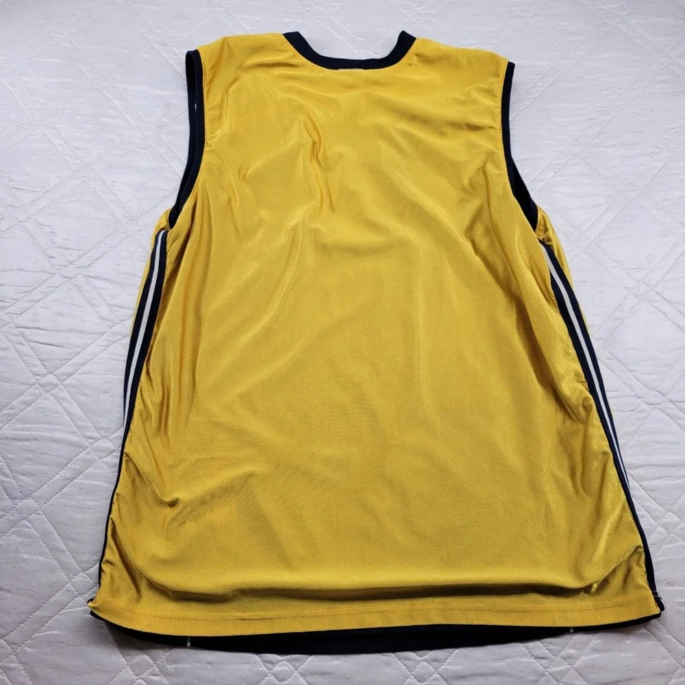 Michigan University Nike blue or gold reversible jersey size XXL